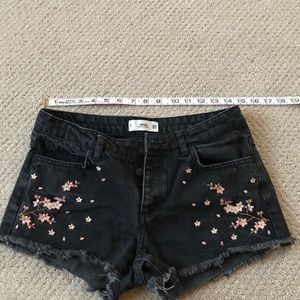 MNG embroidered shorts SZ6